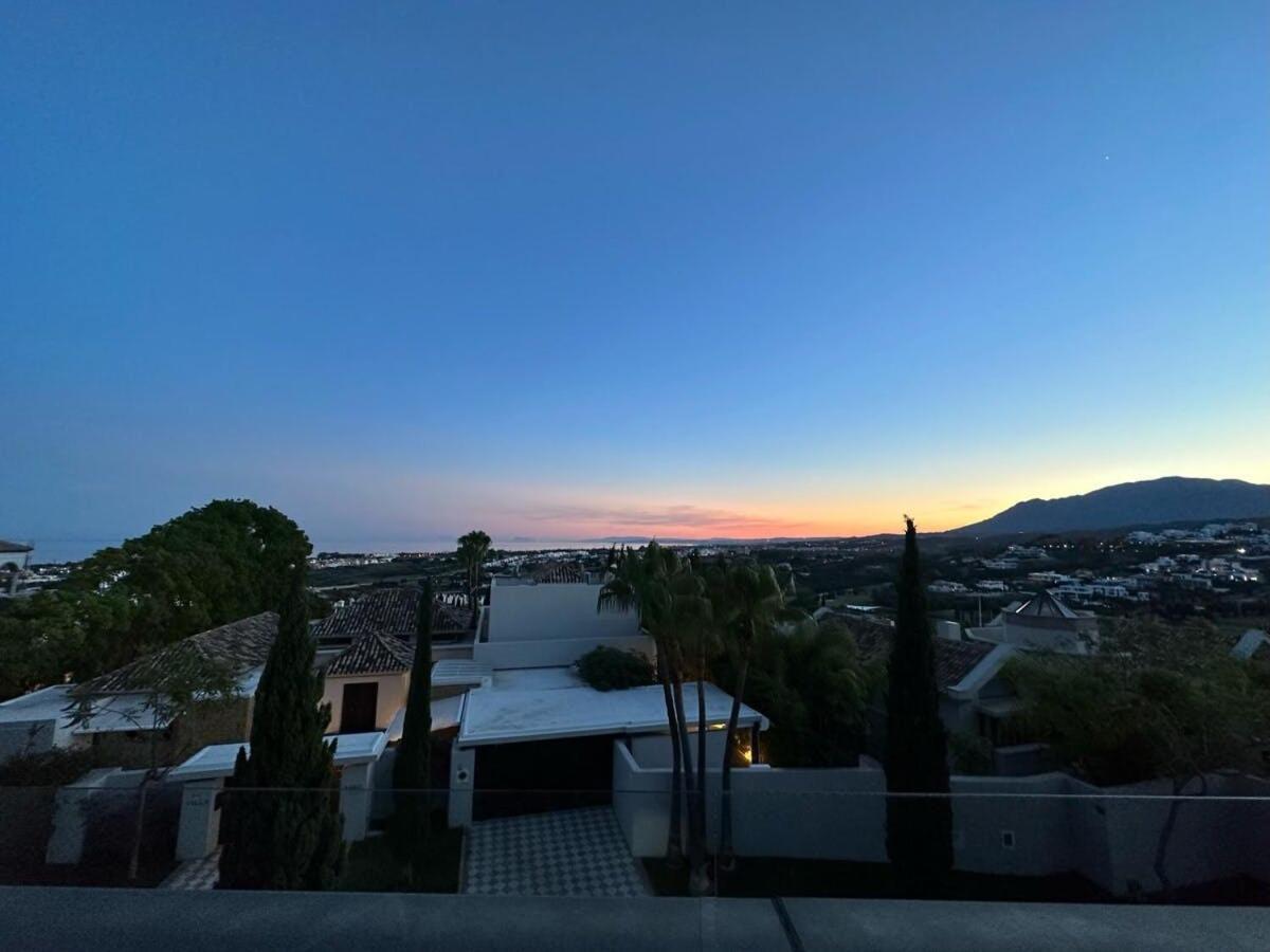 Luxury Apartment With Panoramic Views - Marbella Estepona Bagian luar foto