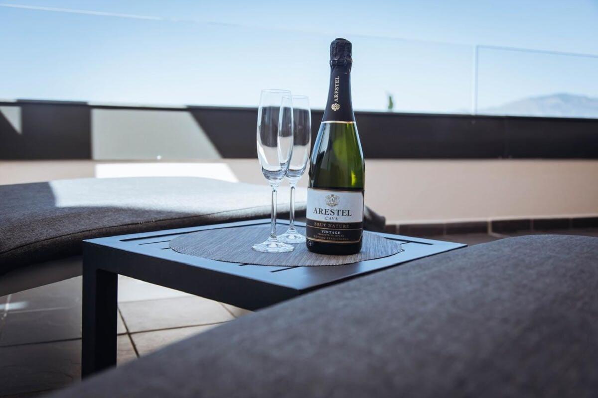 Luxury Apartment With Panoramic Views - Marbella Estepona Bagian luar foto