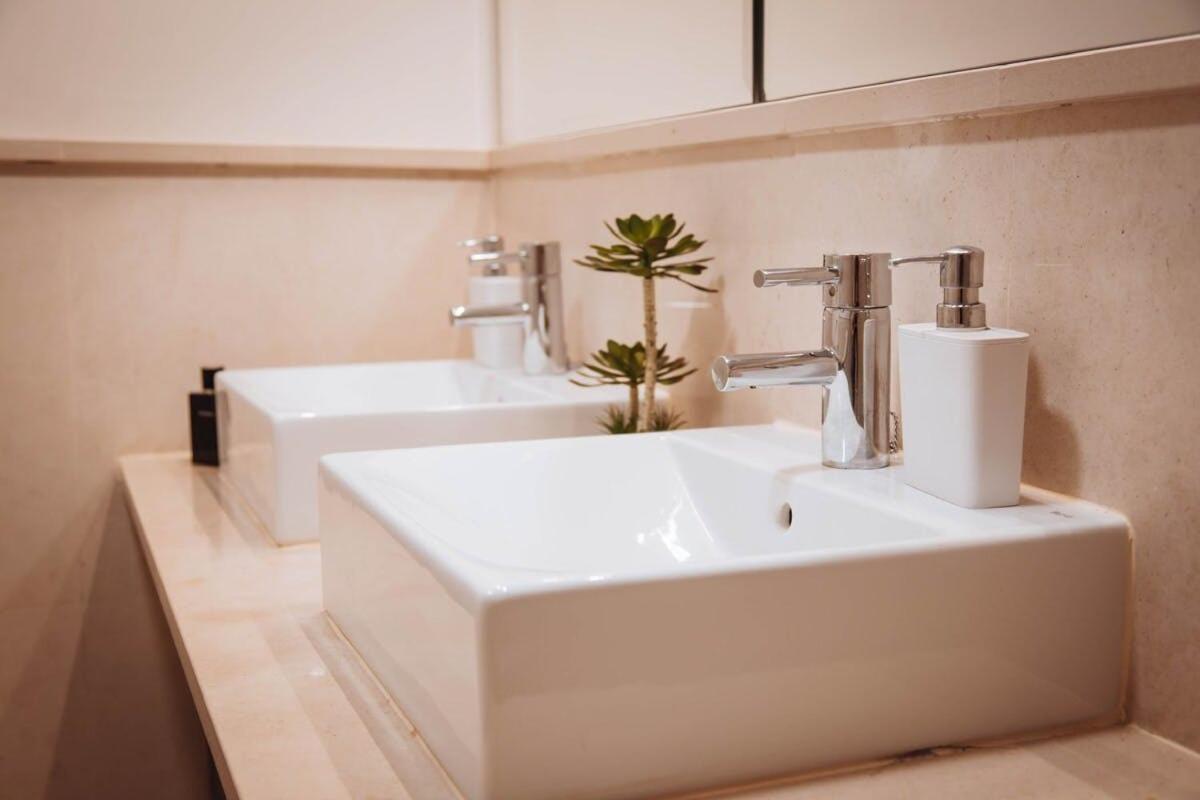 Luxury Apartment With Panoramic Views - Marbella Estepona Bagian luar foto
