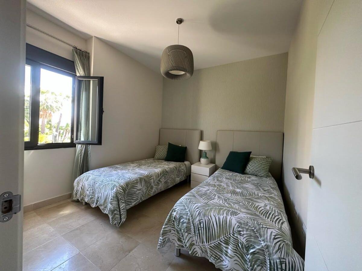 Luxury Apartment With Panoramic Views - Marbella Estepona Bagian luar foto